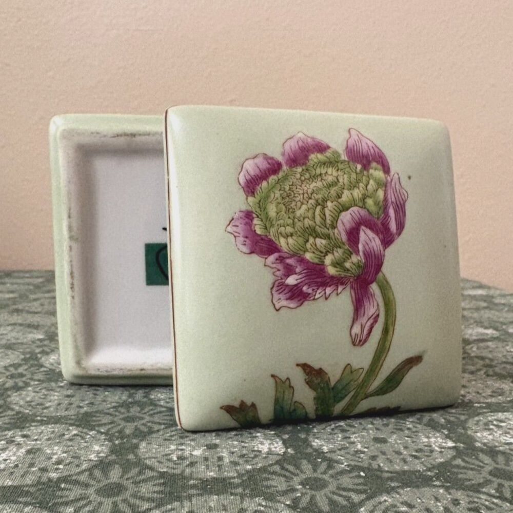 Floral Chrysanthemum Trinket Box Green Vintage Porcelain Elegant